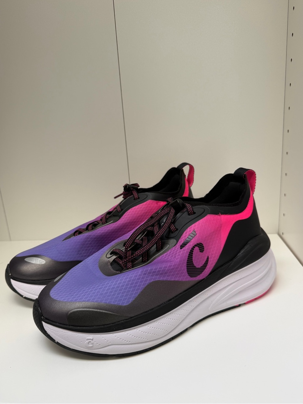Clove Limited Edition Women’s Alto Healthcare Shoes Size 8.5